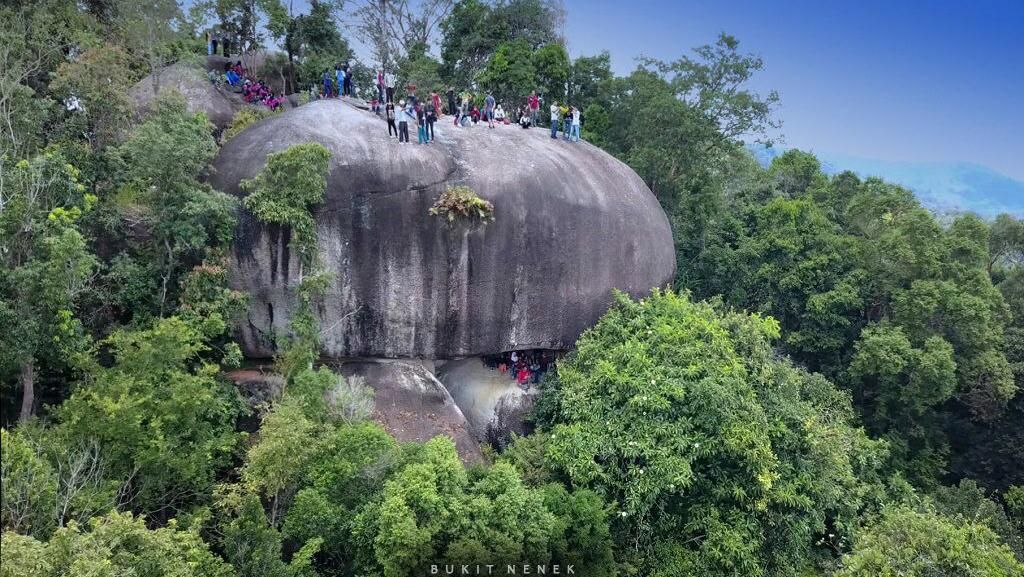Bukit Nenek salah satu wisata yang ada di Bengkulu Selatan